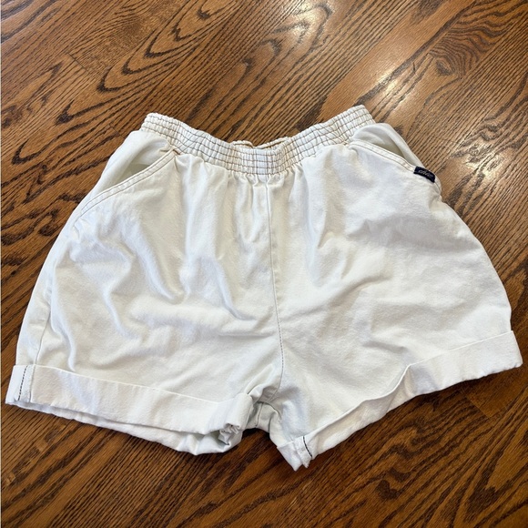 Chic White Jean Shorts Relaxed Fit - Picture 1 of 4